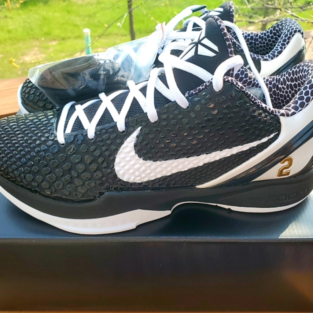 Nwt Kobe Vi Protro Mambacita
